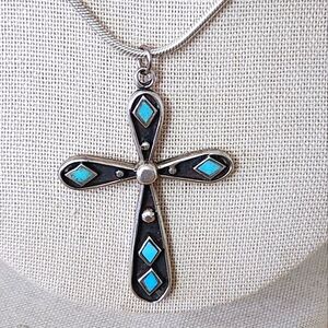 Vtg Sterling Silver Sleeping Beauty Turquoise Cross pendant necklace & 18" Chain